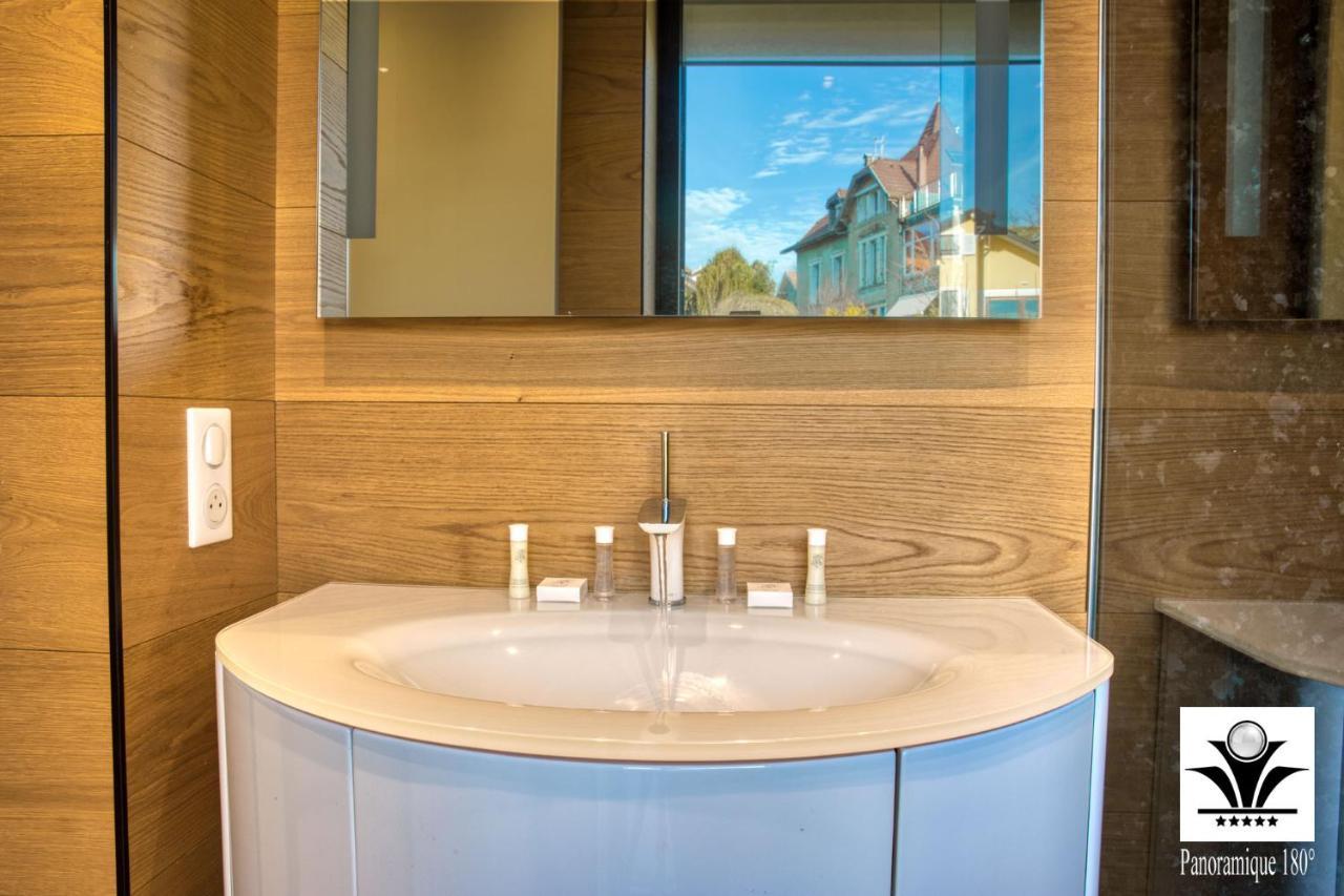 Panoramique 180 Lac Et Montagne Et Nid Secret Spa Romantique Annecy Exterior foto